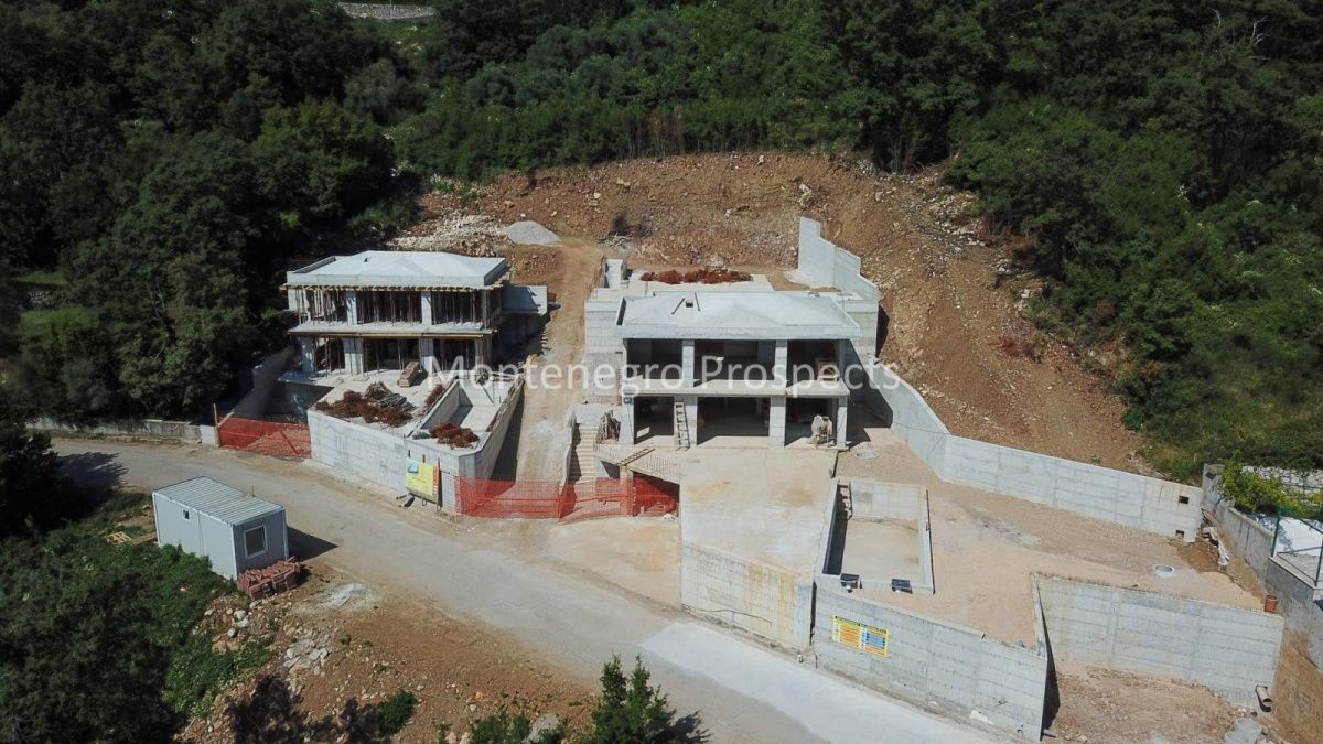 Доходный дом в Кульаче, Черногория, 2 200 м2 - фото 1