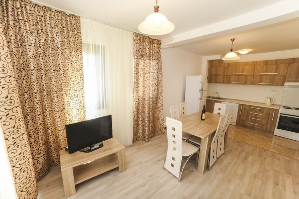 Квартира в Будве, Черногория, 135 м2 - фото 1