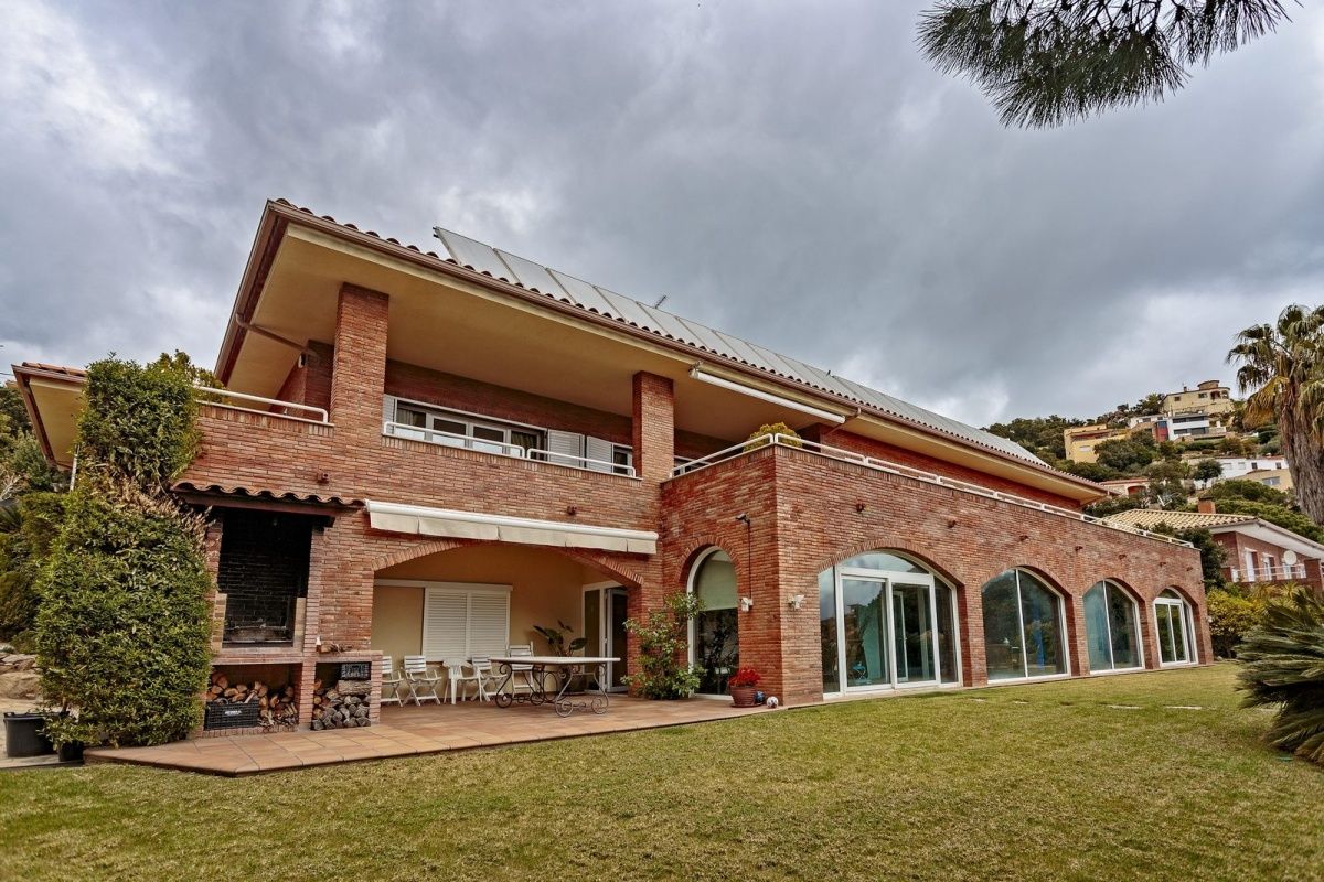 Дом на Коста-Брава, Испания, 746 м2 - фото 1