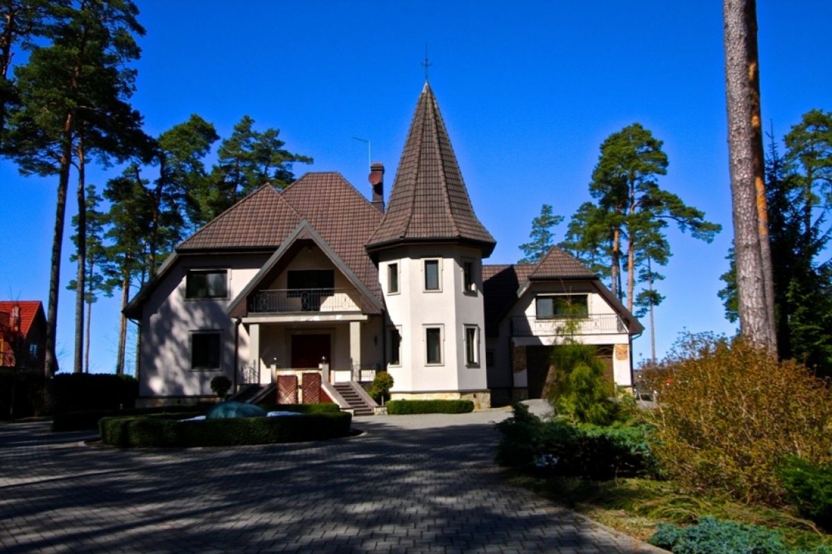 Дом в Рижском крае, Латвия, 1 000 м2 - фото 1