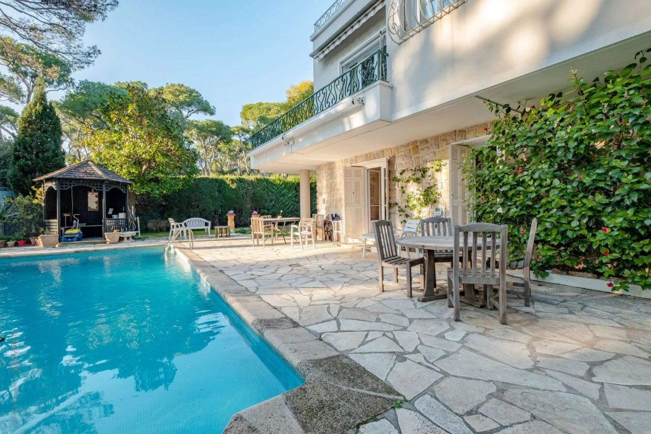 Вилла в Сен-Жан-Кап-Ферра, Франция, 241 м² - фото 2