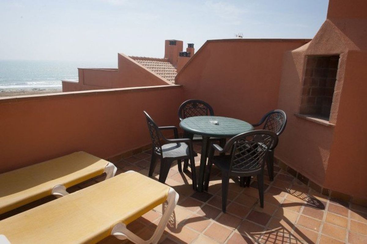 Отель, гостиница на Коста-Бланка, Испания, 1 500 м² - фото 2