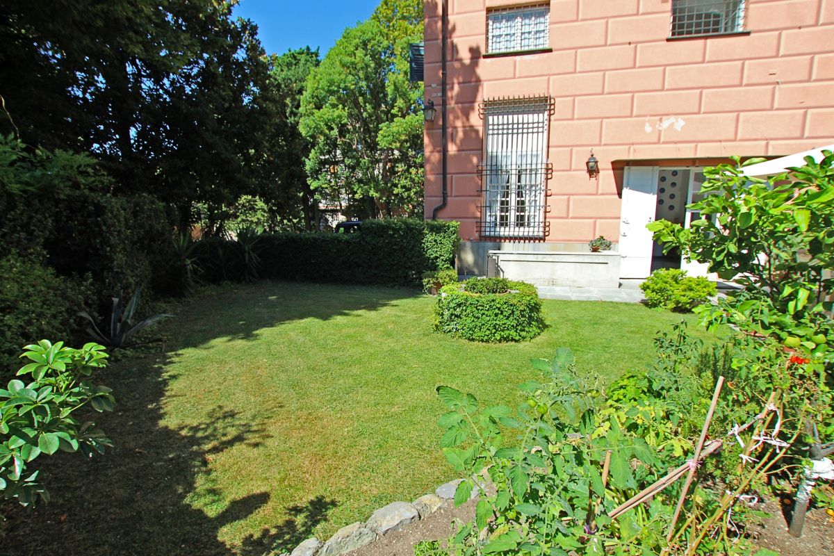 Квартира в Генуе, Италия, 200 м² - фото 2