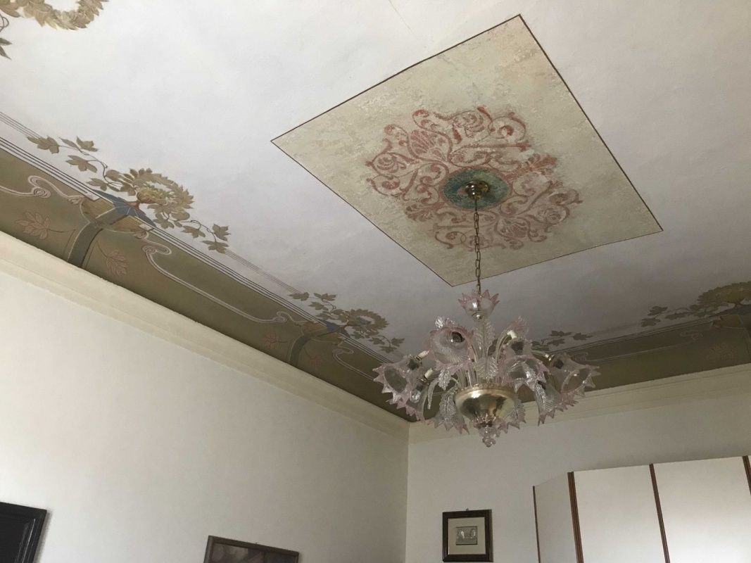 Дом в Вероне, Италия, 2 200 м² - фото 6