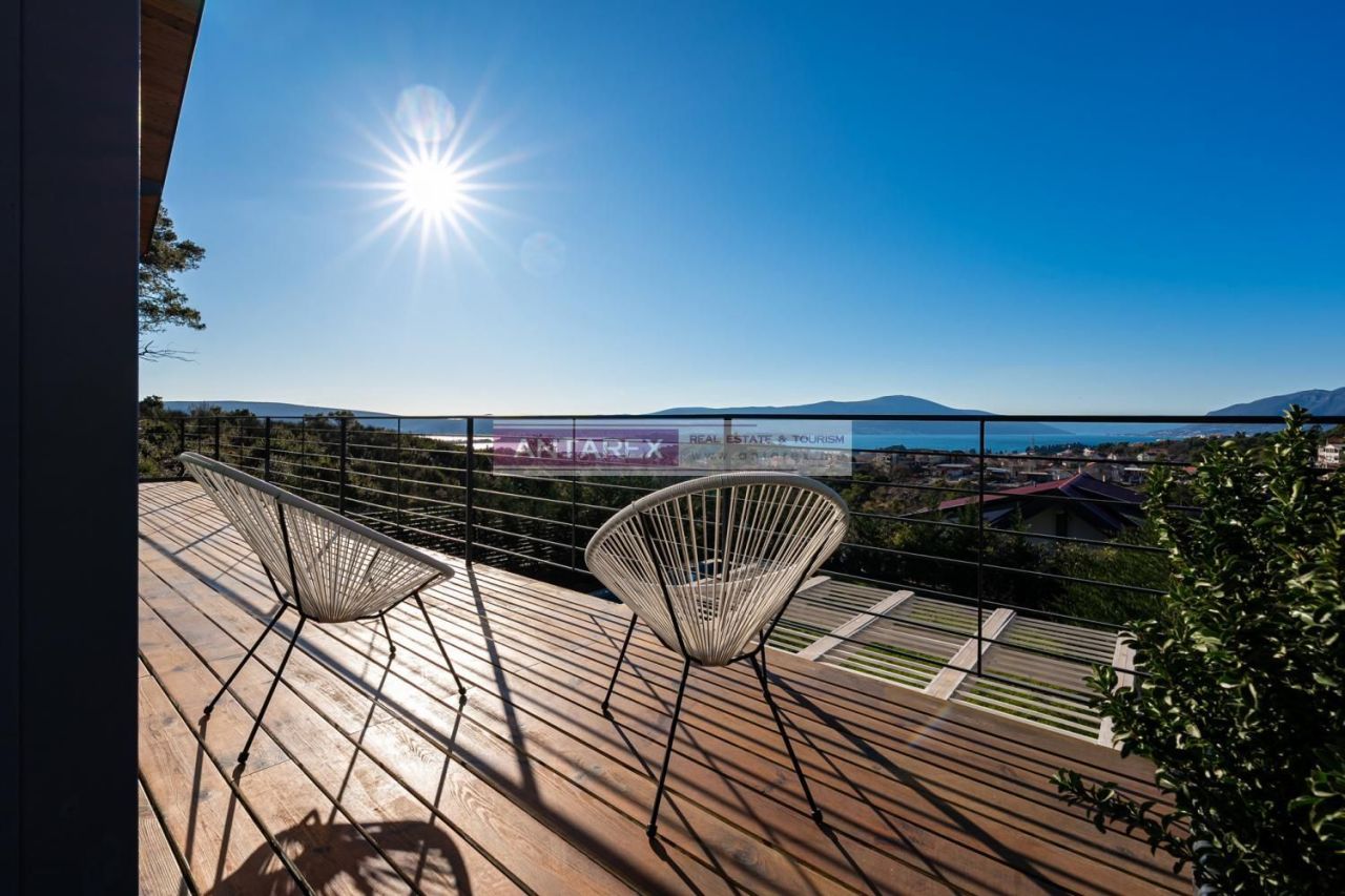 Вилла в Тивате, Черногория, 208 м² - фото 5