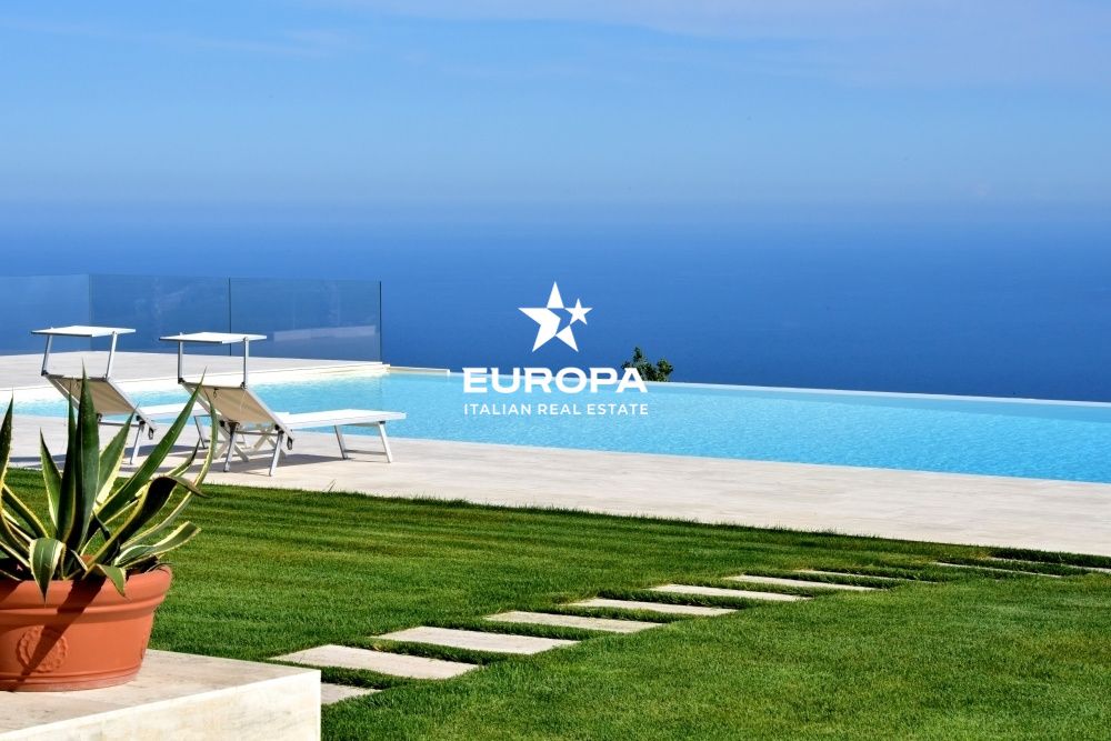 Вилла в Чипрессе, Италия, 800 м² - фото 2