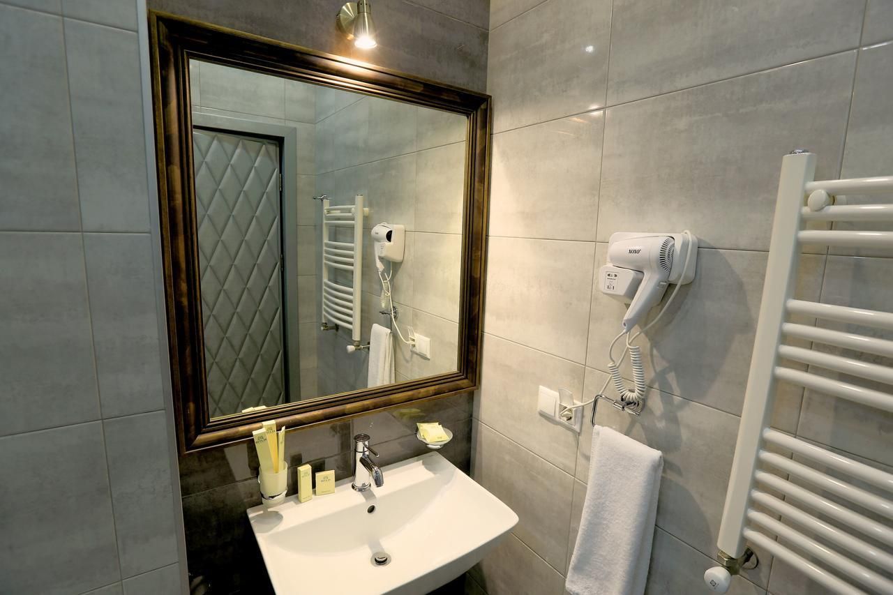 Отель, гостиница Г. Ереван, Армения, 1 545 м² - фото 17