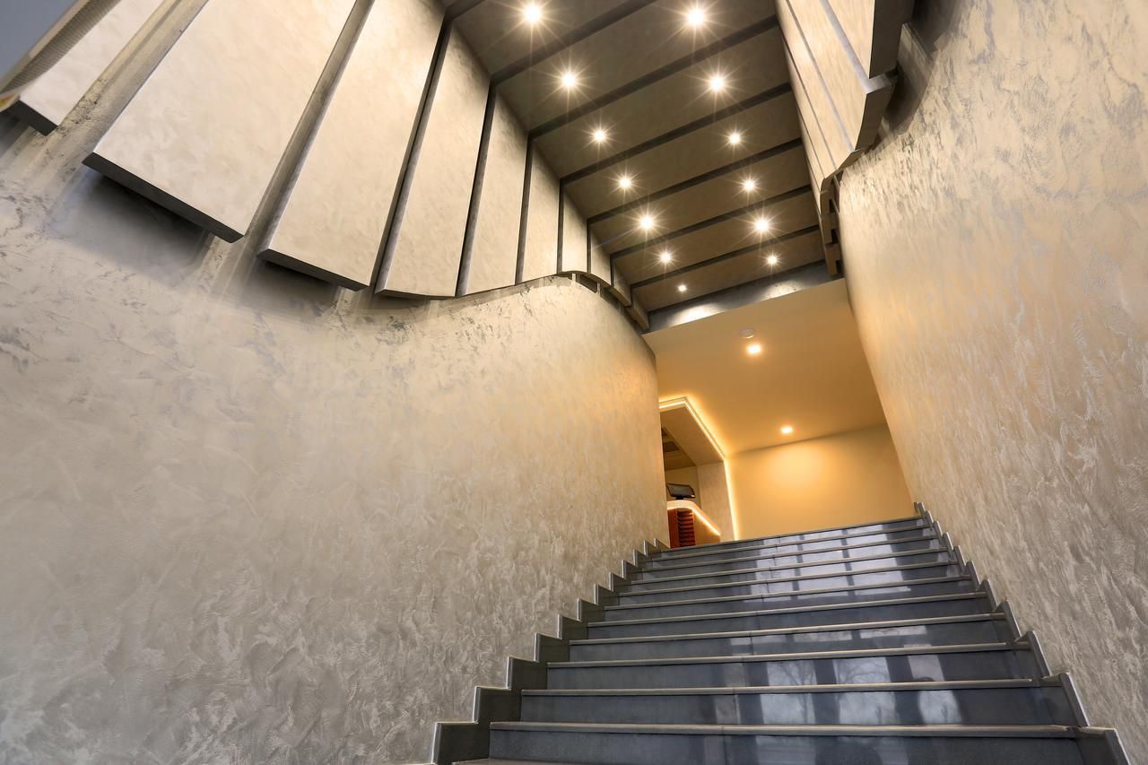 Отель, гостиница Г. Ереван, Армения, 1 545 м² - фото 2