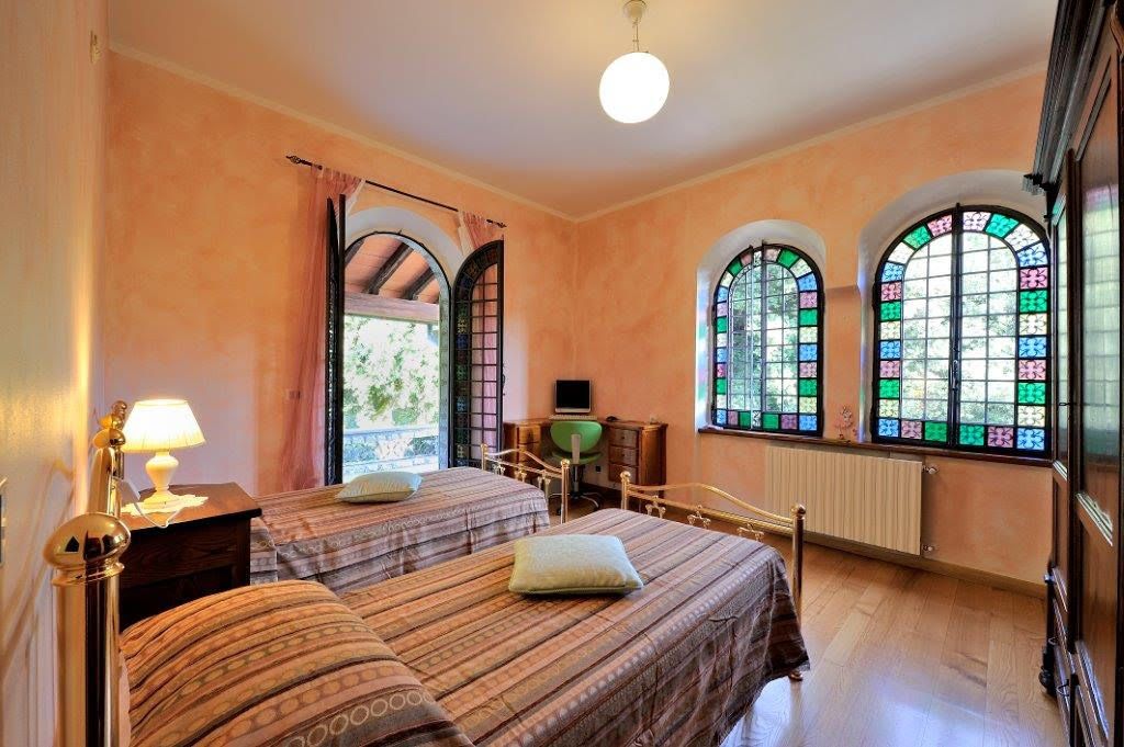 Вилла в Камайоре, Италия, 350 м² - фото 13