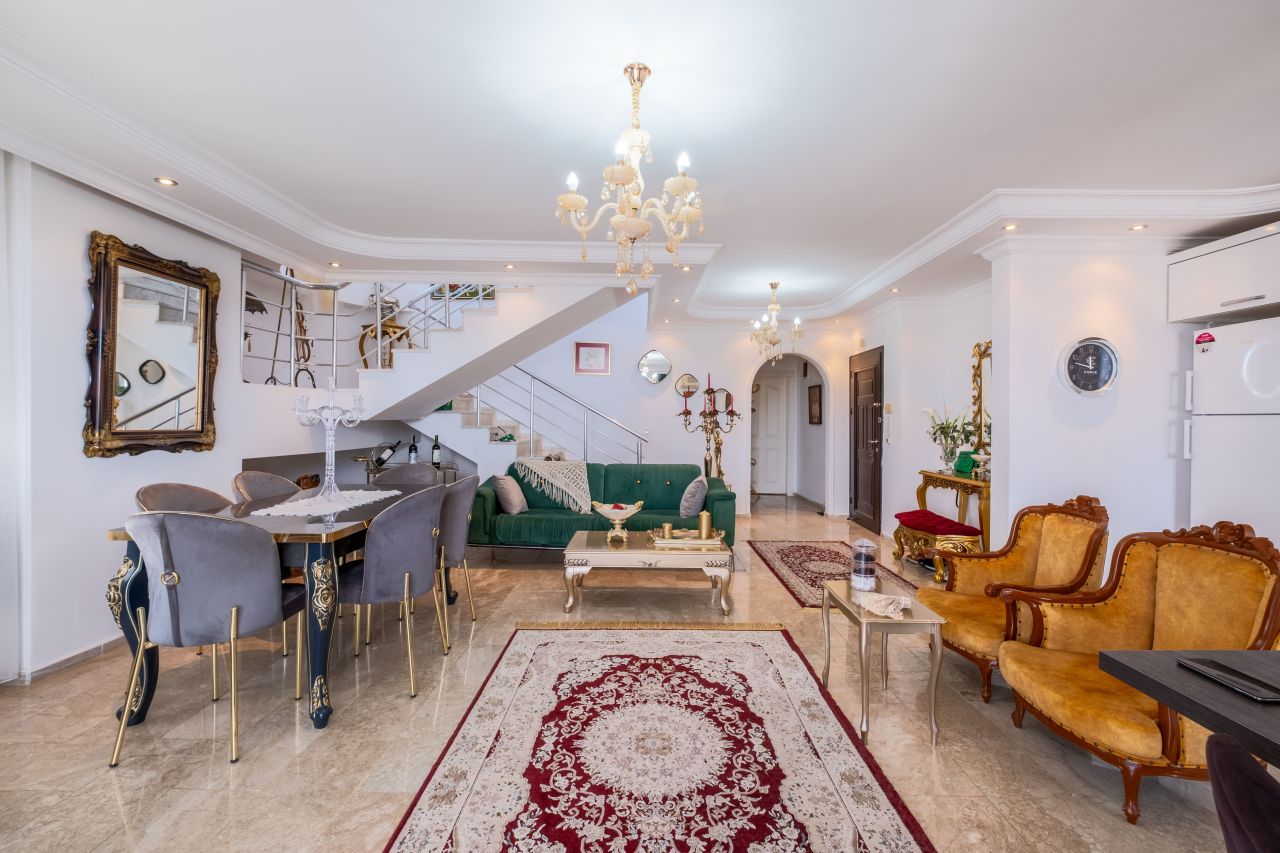 Пентхаус в Алании, Турция, 270 м² - фото 1