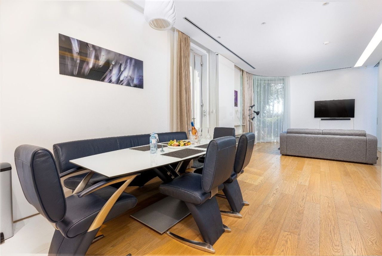 Квартира в Будве, Черногория, 97 м² - фото 10