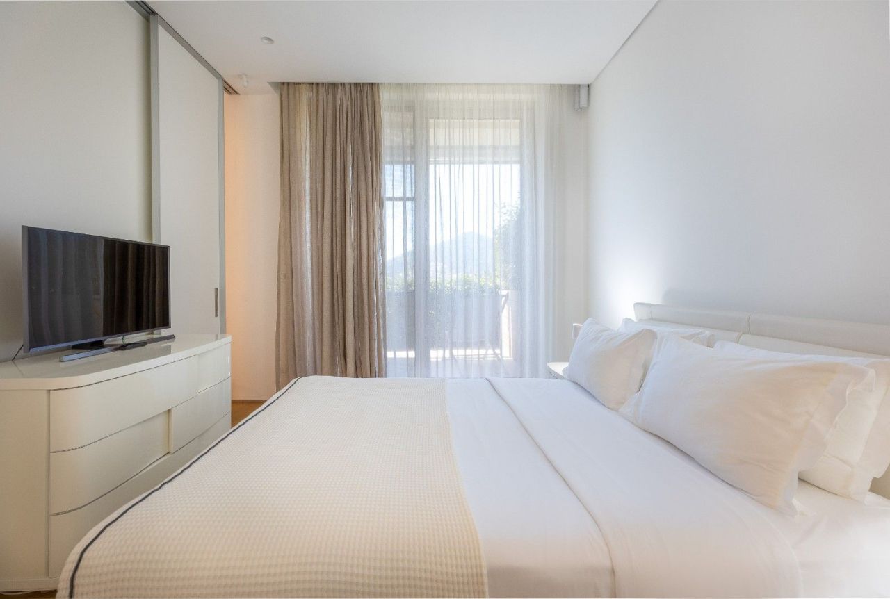 Квартира в Будве, Черногория, 97 м² - фото 18