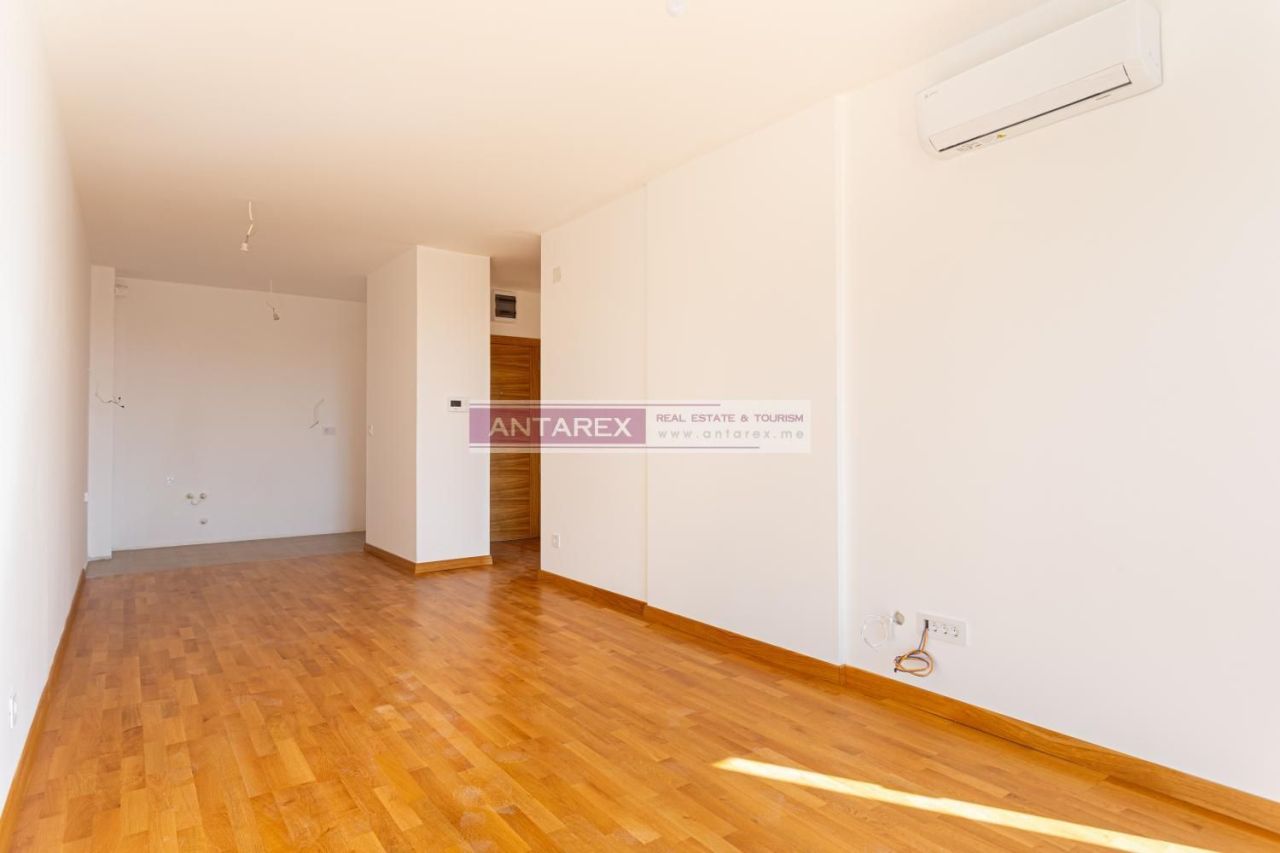 Апартаменты в Бечичи, Черногория, 48 м² - фото 5