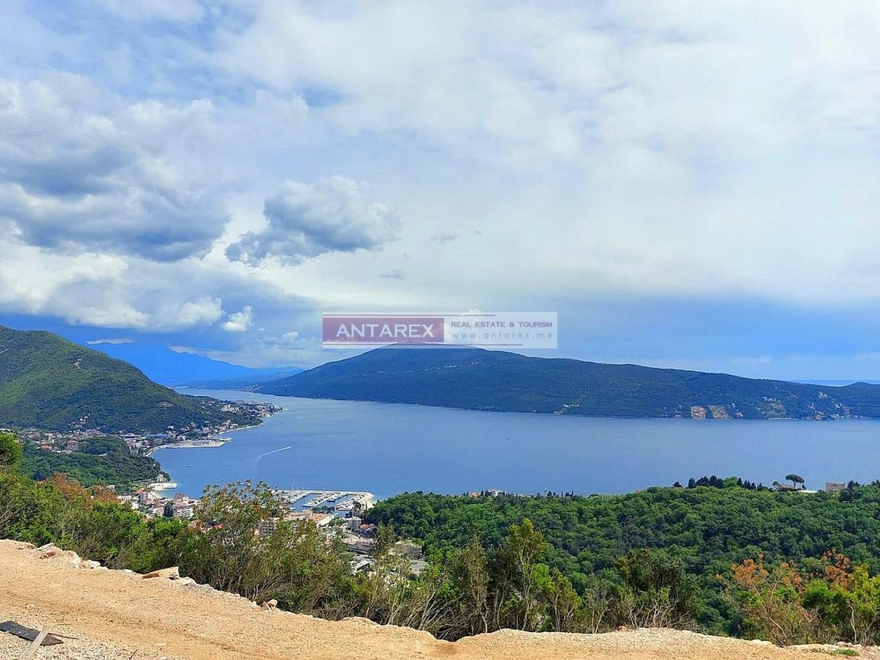 Вилла в Херцег-Нови, Черногория, 313 м² - фото 11