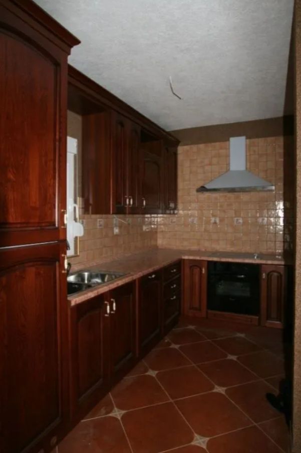 Дом в Тивате, Черногория, 238 м² - фото 2