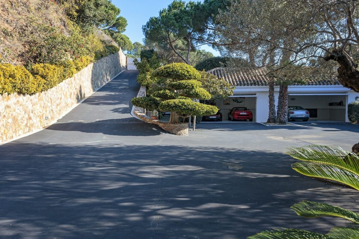 Дом на Коста-дель-Маресме, Испания, 1 344 м² - фото 2