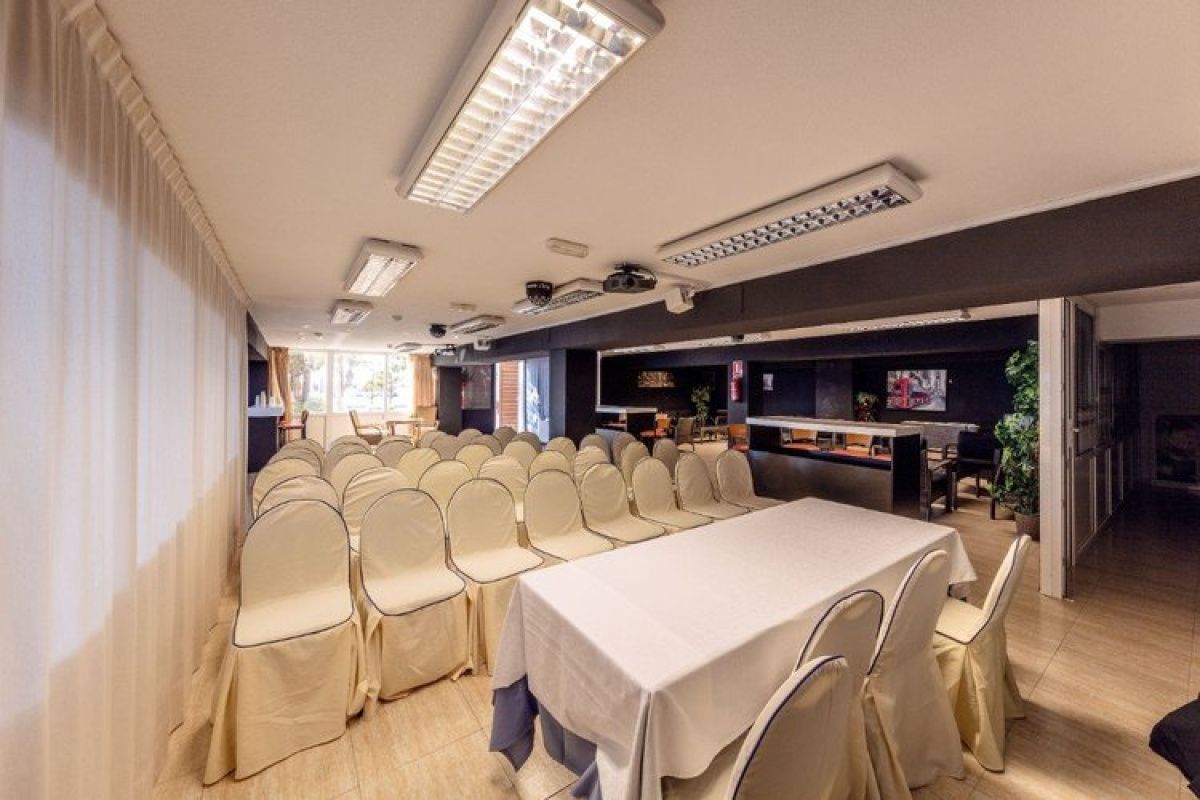 Отель, гостиница на Коста-Бланка, Испания, 4 713 м² - фото 3