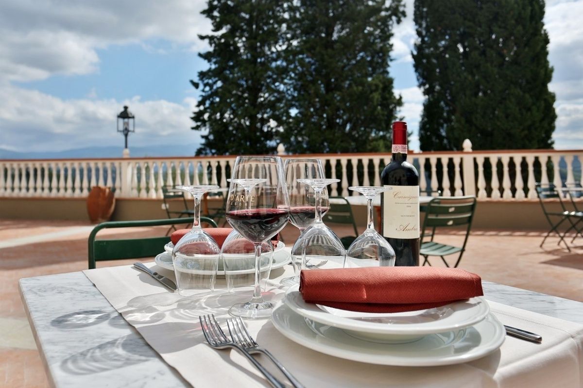 Поместье во Флоренции, Италия, 2 500 м² - фото 3