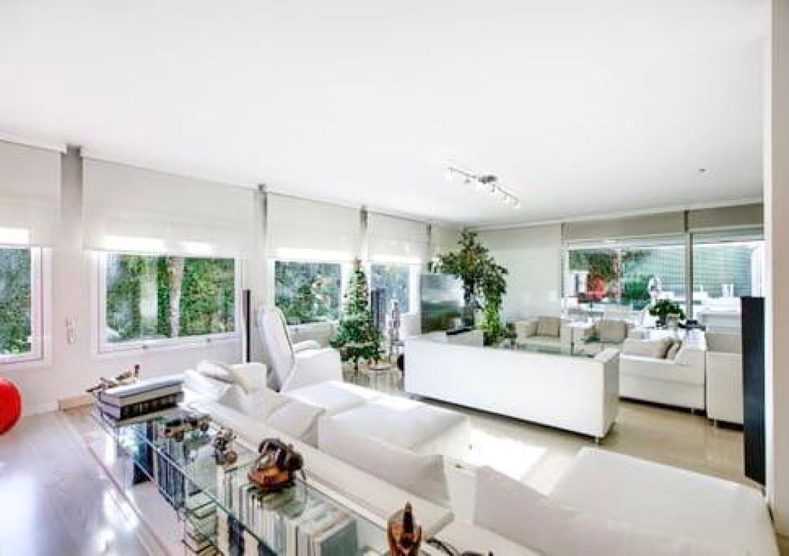 Шале в Мадриде, Испания, 1 300 м² - фото 6