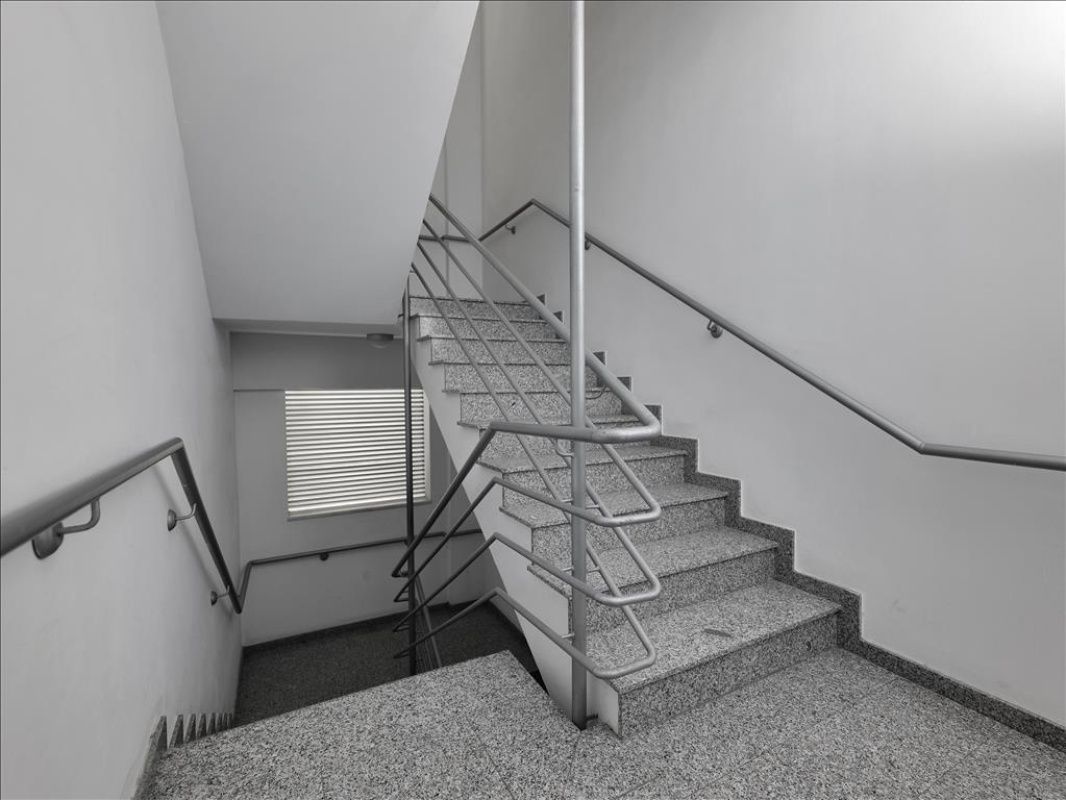 Коммерческая недвижимость в Лимасоле, Кипр, 1 273 м² - фото 6