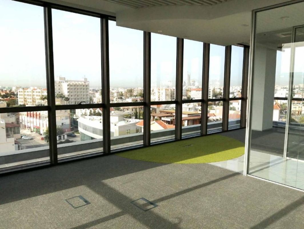 Коммерческая недвижимость в Лимасоле, Кипр, 4 175 м² - фото 6