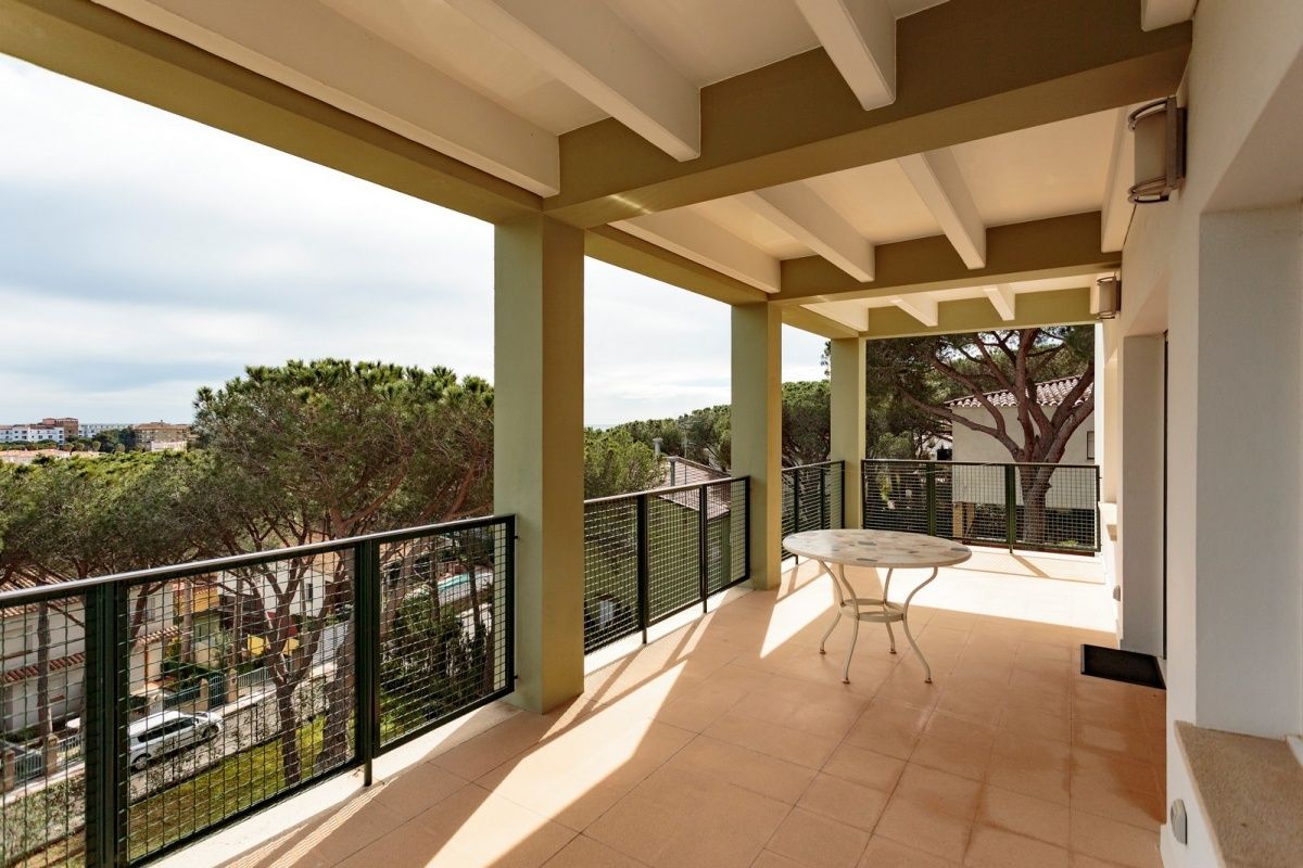 Дом на Коста-Брава, Испания, 310 м² - фото 6