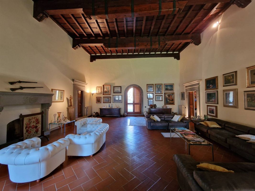 Дом во Флоренции, Италия, 1 047 м² - фото 8