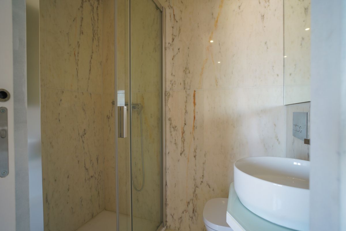 Дом в Вила-Нова-ди-Гая, Португалия, 385 сот. - фото 8