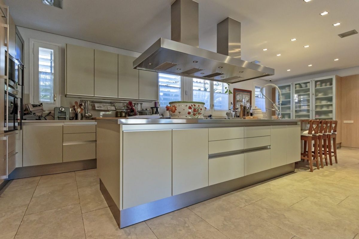 Дом на Коста-дель-Маресме, Испания, 1 344 м² - фото 8