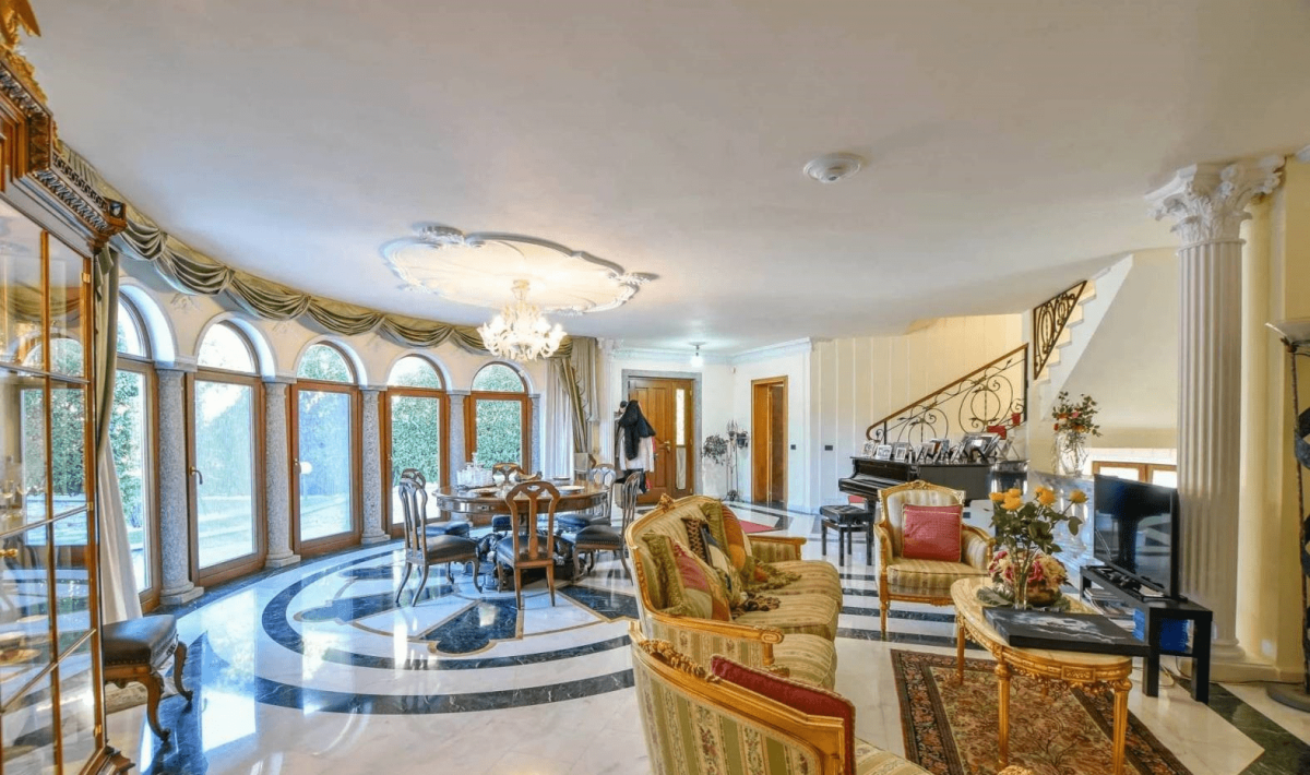 Дом в провинции Вербано-Кузио-Оссола, Италия, 700 м² - фото 9