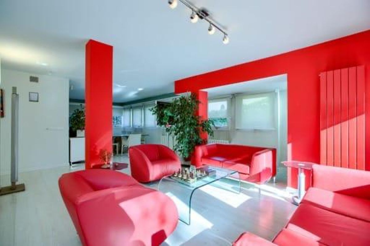 Шале в Мадриде, Испания, 1 300 м² - фото 10