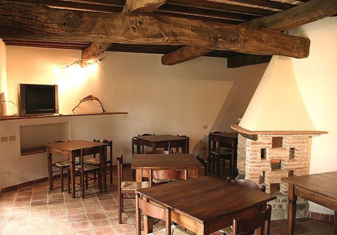 Поместье в Сиене, Италия, 600 м² - фото 13