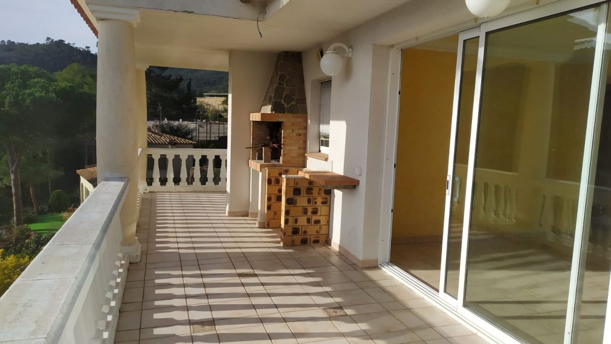 Дом в Жироне, Испания, 272 м² - фото 14