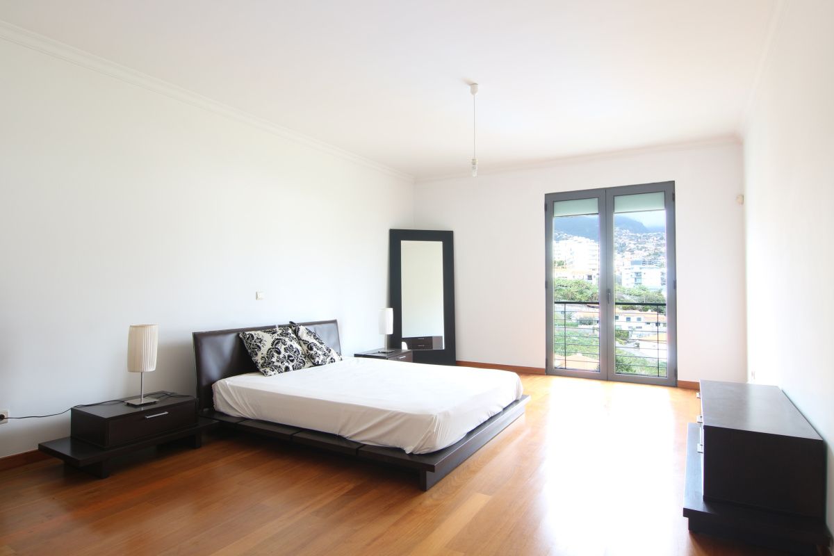 Дом на Мадейре, Португалия, 375 м² - фото 15