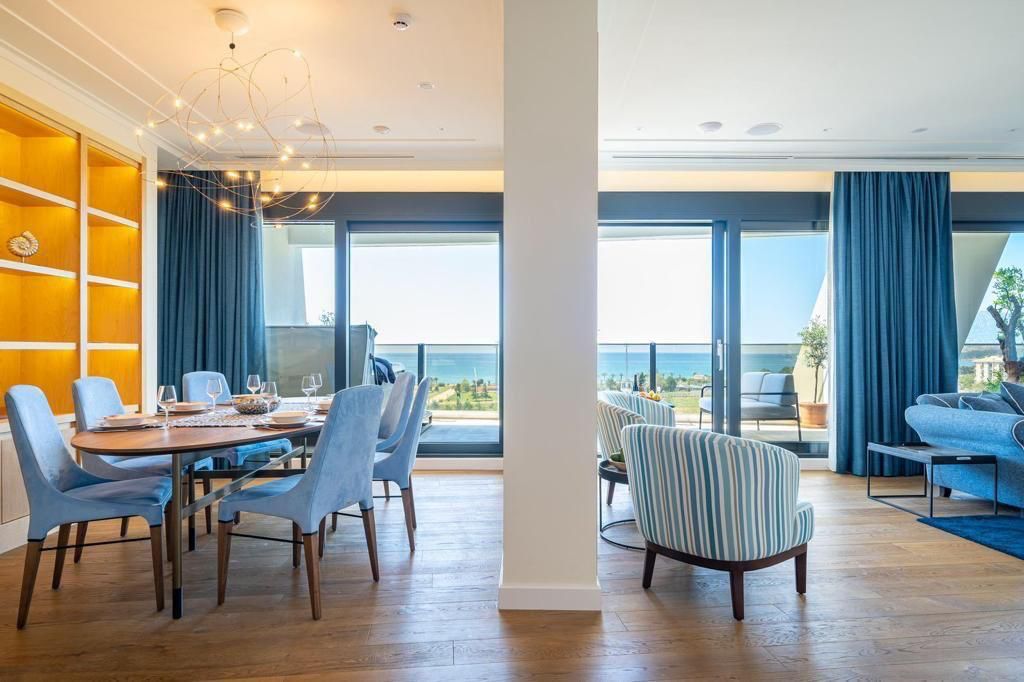 Квартира в Баре, Черногория, 248 м² - фото 2