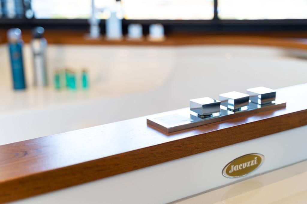 Квартира в Баре, Черногория, 248 м² - фото 17