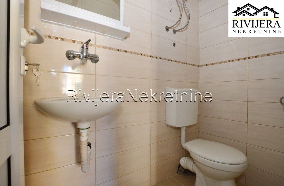 Офис в Херцег-Нови, Черногория, 44 м² - фото 9