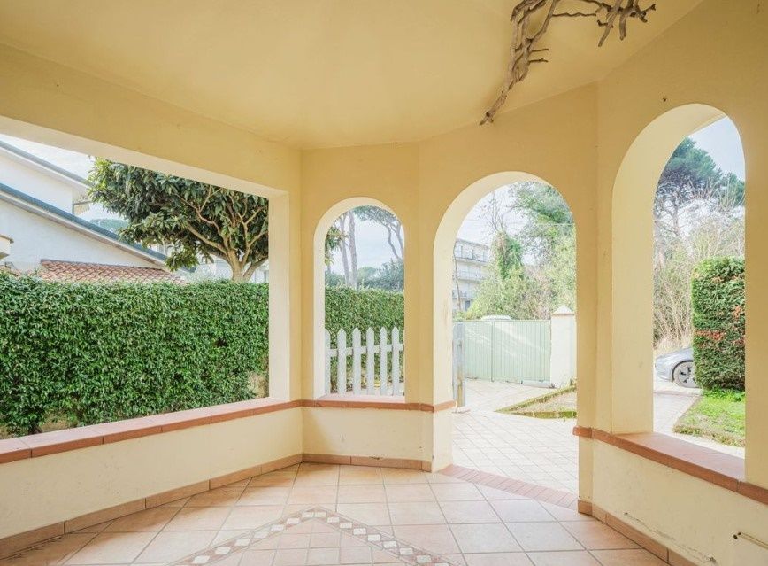 Дом в Виареджо, Италия, 190 м² - фото 7