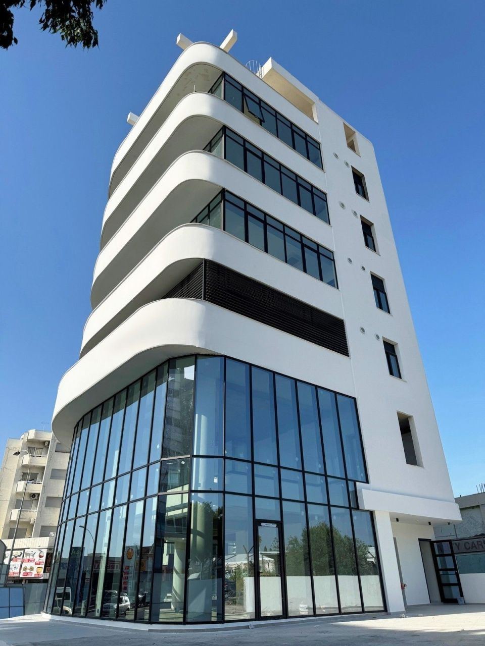 Офис в Лимасоле, Кипр, 347 м2 - фото 1
