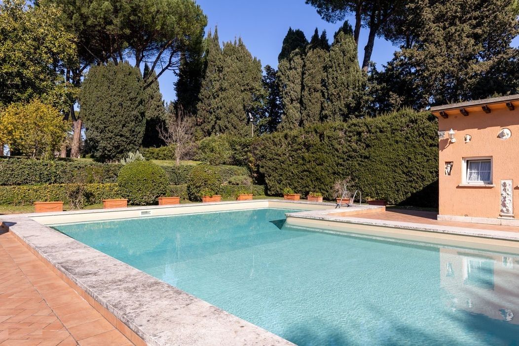 Вилла в Риме, Италия, 2 050 м² - фото 7