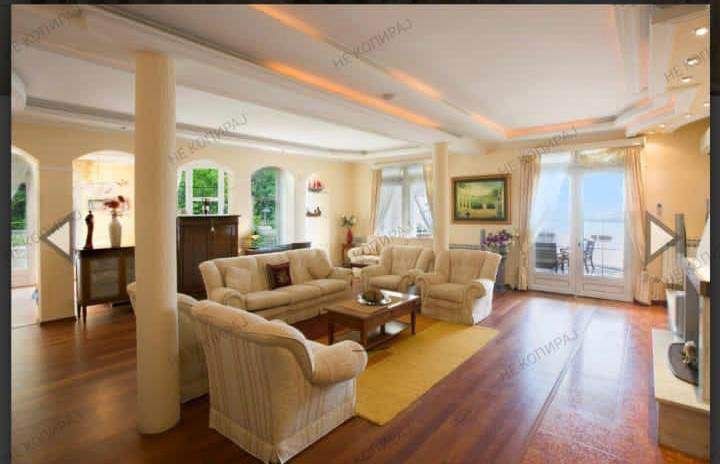 Вилла в Святом Стефане, Черногория, 10 000 м² - фото 5