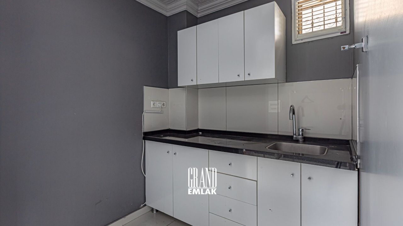 Магазин в Анталии, Турция, 150 м² - фото 9