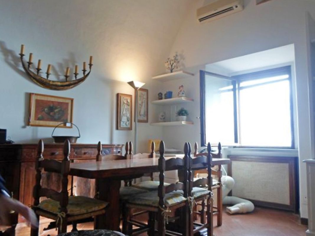 Квартира в Кастильоне-делла-Пеская, Италия, 100 м² - фото 4