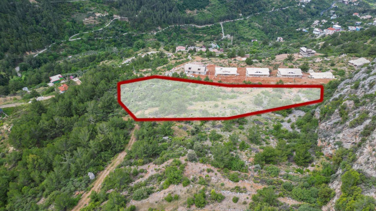 Земля в Алании, Турция, 9 767 м² - фото 5