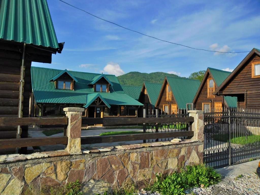 Отель, гостиница в Колашине, Черногория, 1 001 м² - фото 1