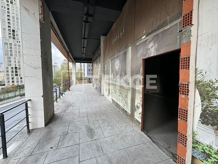 Магазин в Эсеньюрте, Турция, 108 м² - фото 12