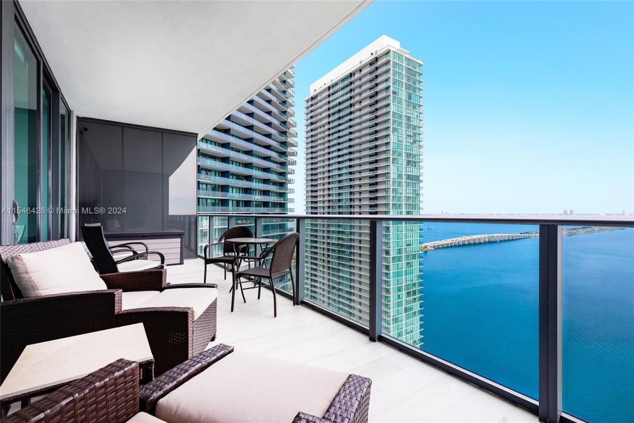 Квартира в Майами, США, 110 м² - фото 2