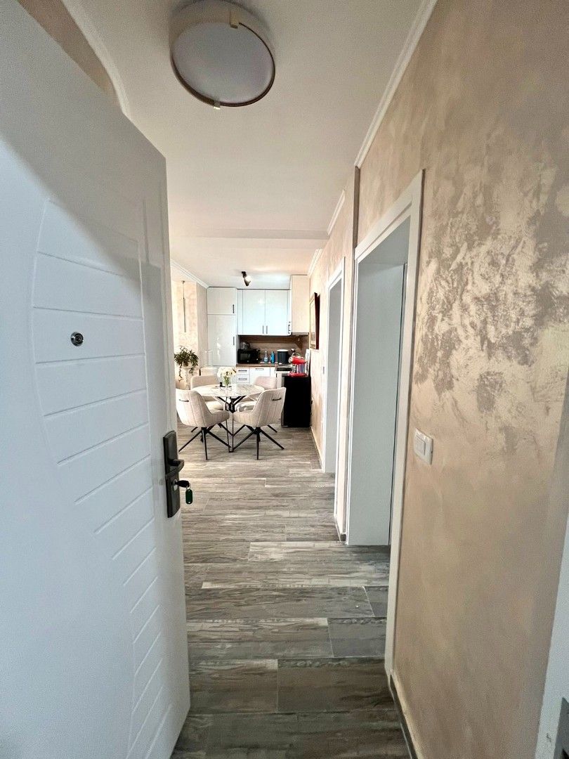 Квартира в Добра Воде, Черногория, 56 м² - фото 16