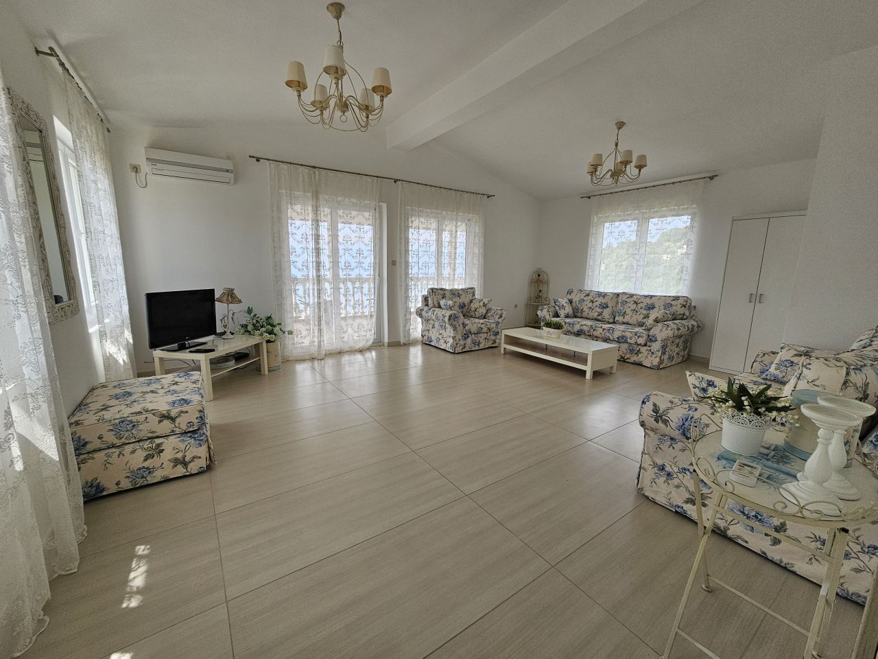 Вилла в Баре, Черногория, 505 м² - фото 15