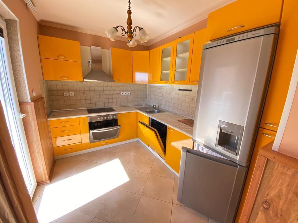 Дом в Тивате, Черногория, 180 м² - фото 3